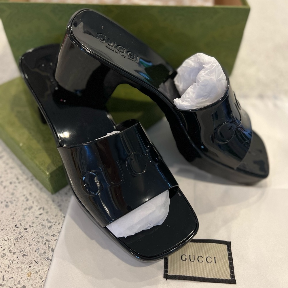 NEW Gucci Rubber slides heels in black size 38 (US size 8)